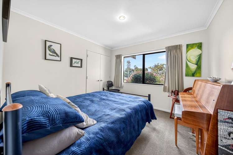 1a Daffodil Grove Carterton_9