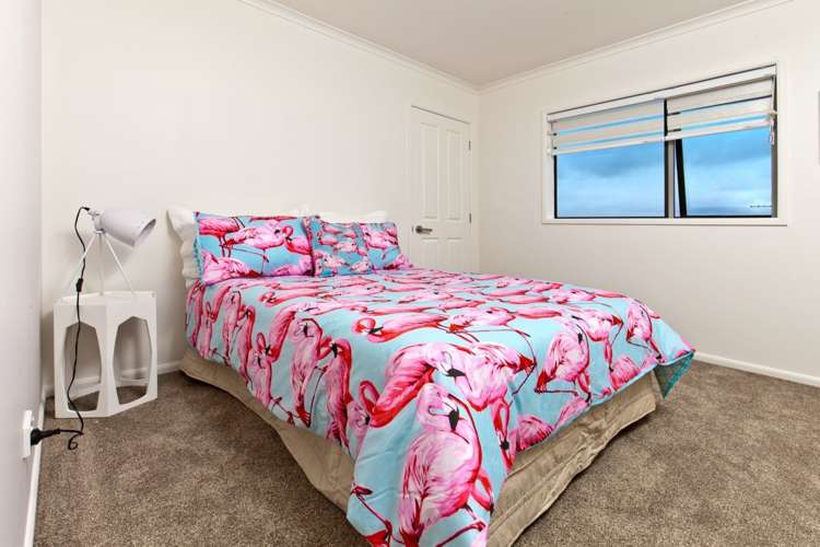 14 Thomas Hamer Place Greenhithe_16