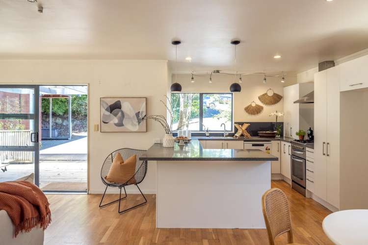 11 Natzka Road Ostend_8