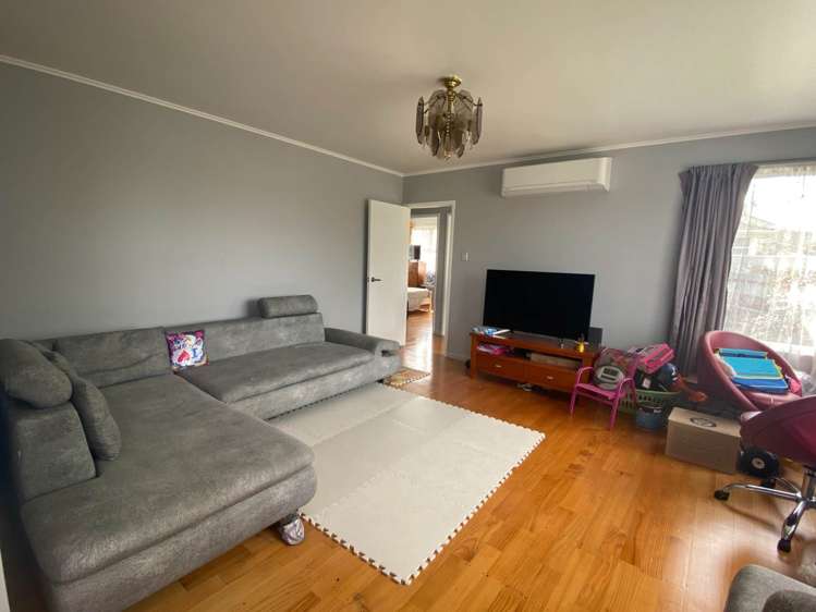 48 Hobart Crescent Wattle Downs_6