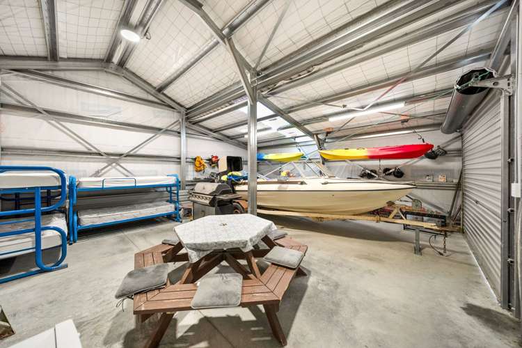 13 Muriwai Drive Manapouri_14