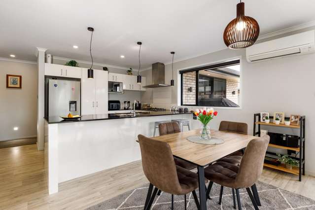 6 Dakota Place Burleigh_1