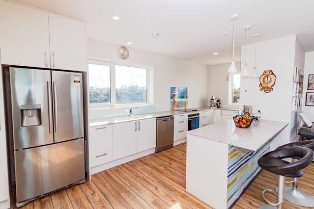 42 Longbeach Drive Castlecliff_2