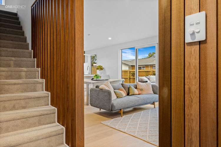 1/99 St Albans Street Saint Albans_3