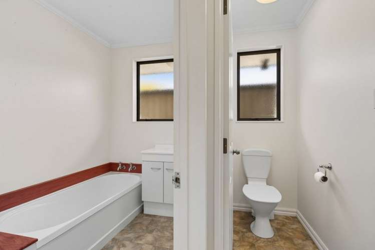 19 Captains Close Waikawa_16