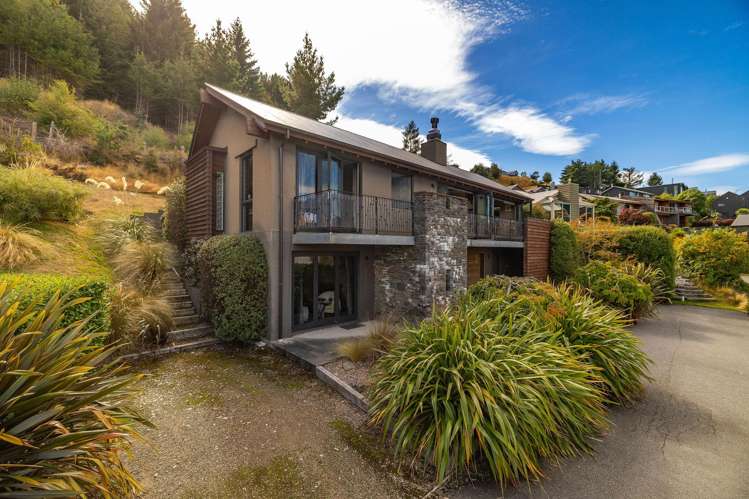 1 Goldleaf Hill Queenstown_2