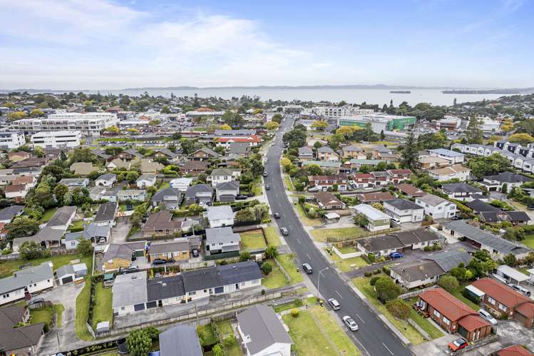 1/69 Moore Street Howick_16