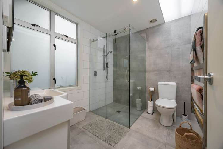 98 Motutara Road Muriwai_31