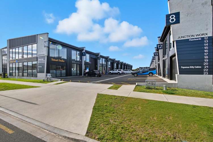 Unit 2/8 Toorea Street Papamoa_1