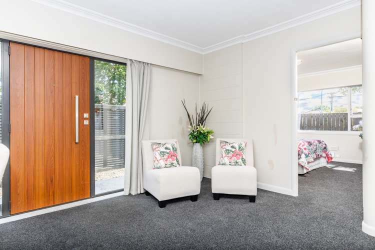 196 Clyde Street Hamilton East_14