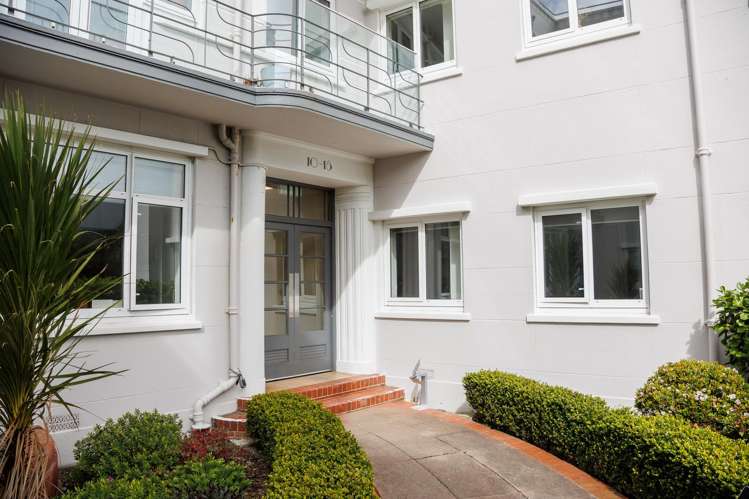 12a/48 Oriental Parade Oriental Bay_1