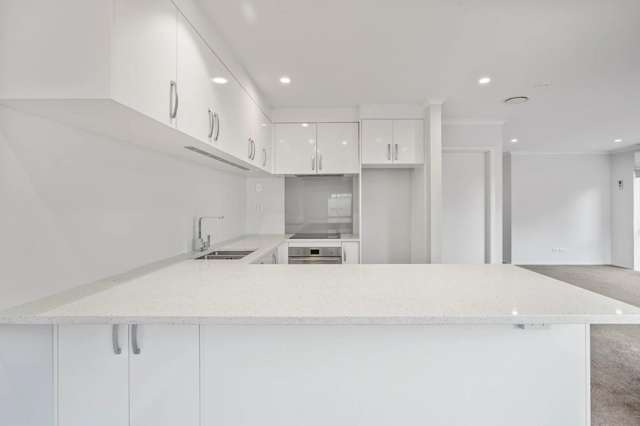 2/13 Crosher Place 1146_2