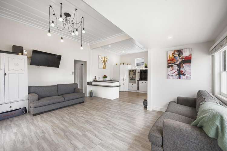 43 Georges Drive Napier South_4