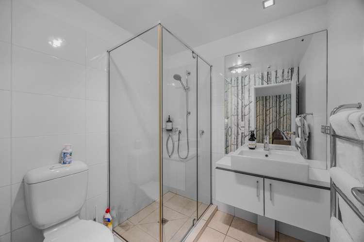 1/13 Plantation Road Wanaka_11