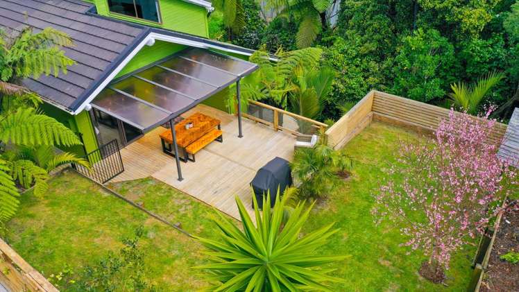 18b Mayfair Place Westown_13