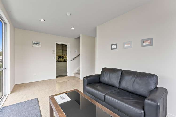 126 Riverbank Road Okoia_19