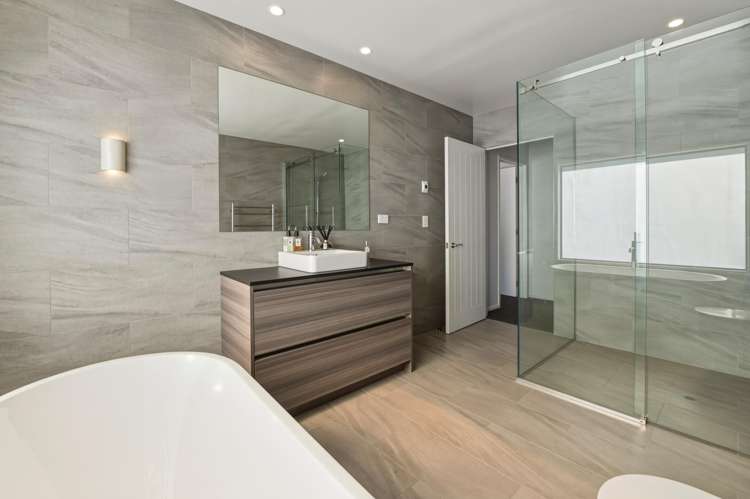 122 Hitiri Road Kinloch_34