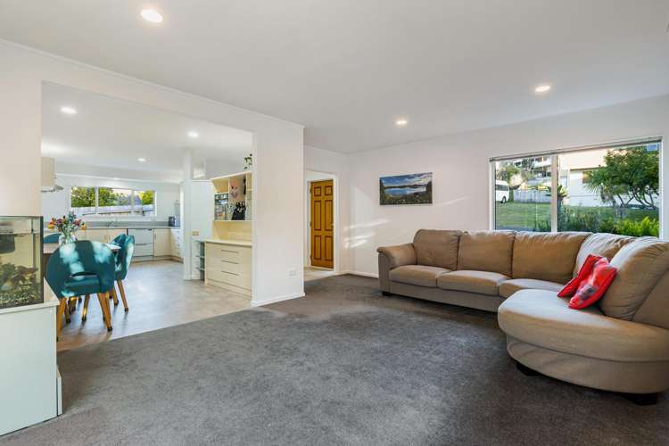 19 Brookvale Park Stanmore Bay_8