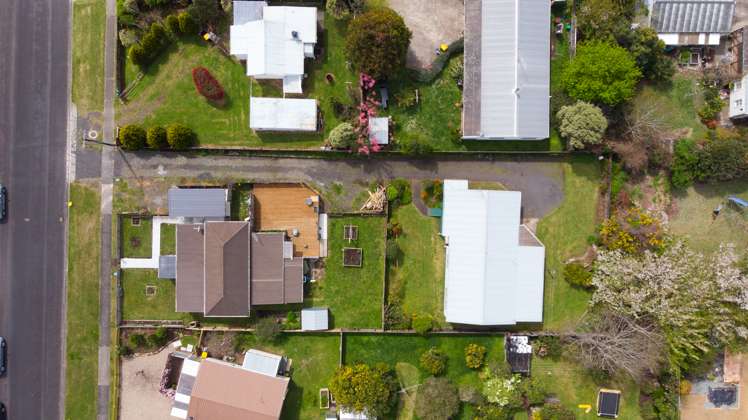 32 Johnston Street Waihi_13