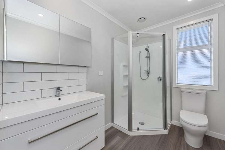 2/120 Horsham Downs Road 2612_11