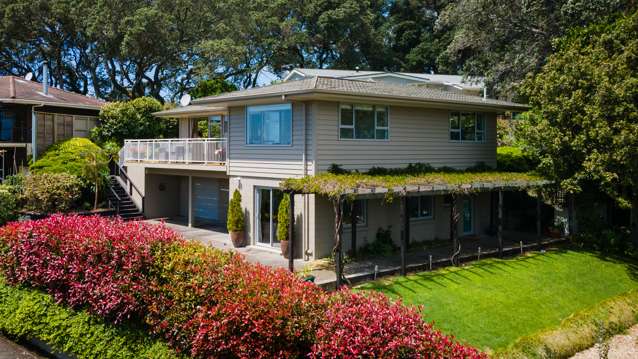 22 Moana Drive Hauraki Surrounds_1