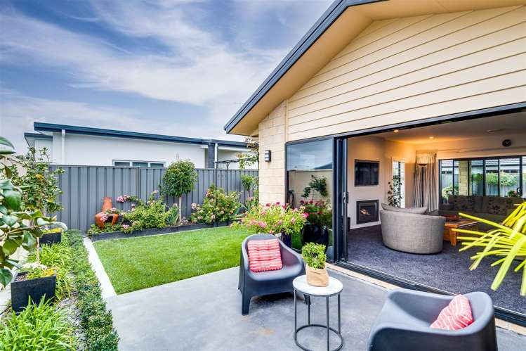 14 Aspiring Drive Poraiti_18