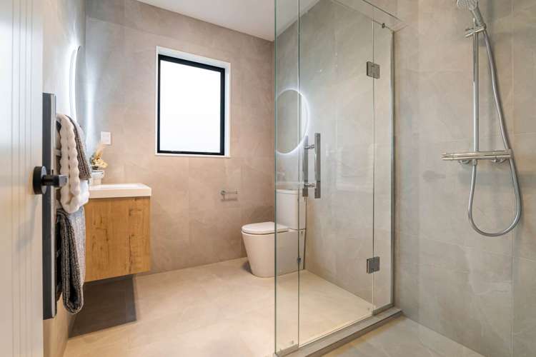 18 Taurangawaka Road One Tree Point_13