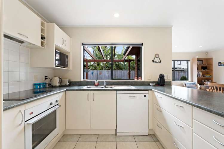 11 Kohanga Road Mangere Bridge_11