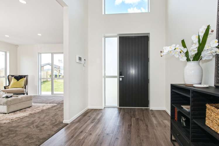 12 Ruth Craig Place Stanmore Bay_19