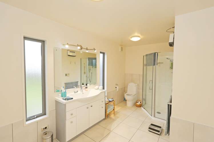 44 Glenroy Park Drive Waikiwi_21