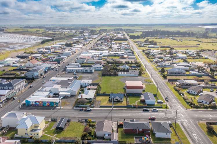 32 Napier Street Riverton_18