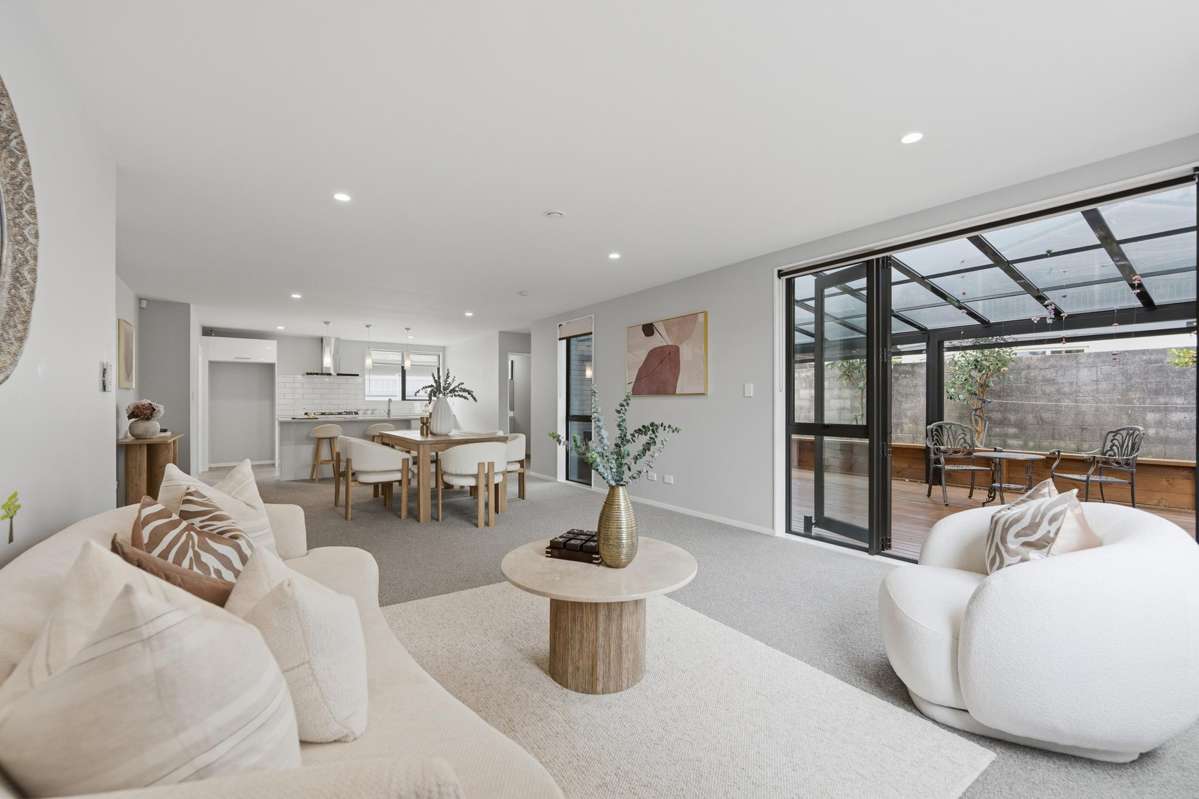 121A Abbotts Way_3