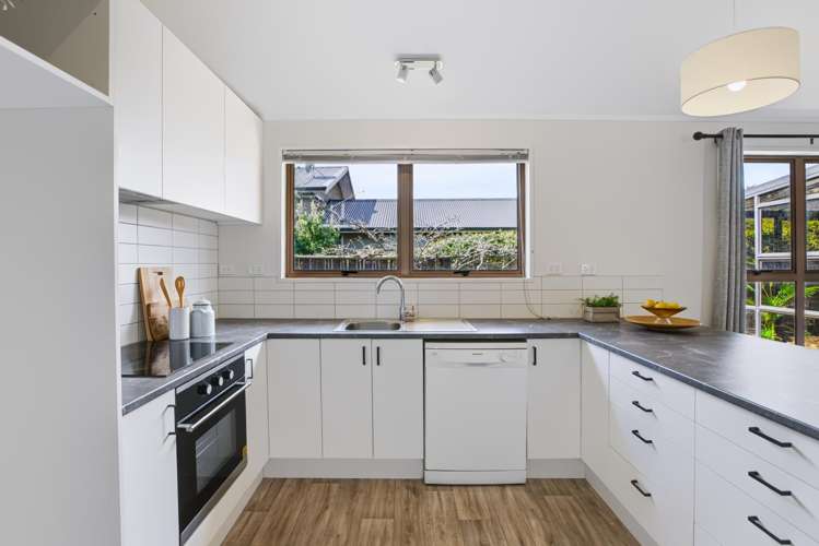 222B Manly Street Paraparaumu Beach_4