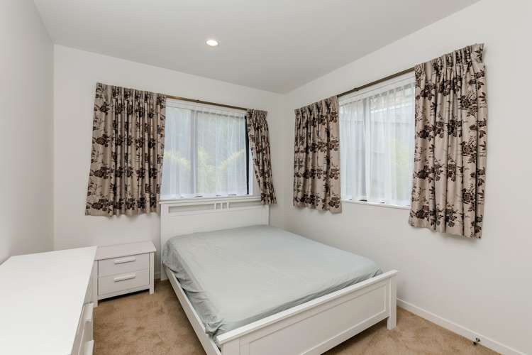 6 Mana Lane Pinehill_9