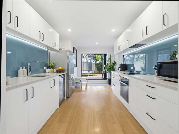 15A Claresholm place Mangere Bridge_11