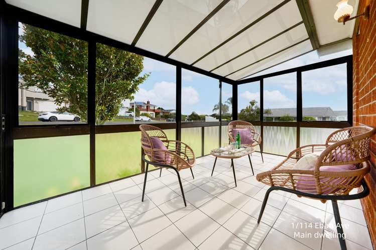 1&2/114 Eban Avenue Hillcrest_13