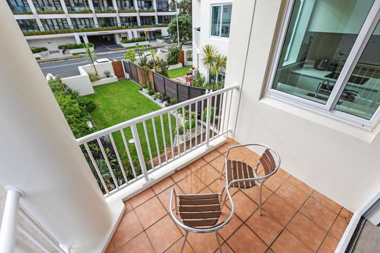 7/12 Maunganui Road (The Beaumont)_2