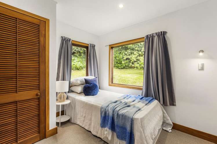 1 Valley Street Island Bay_11