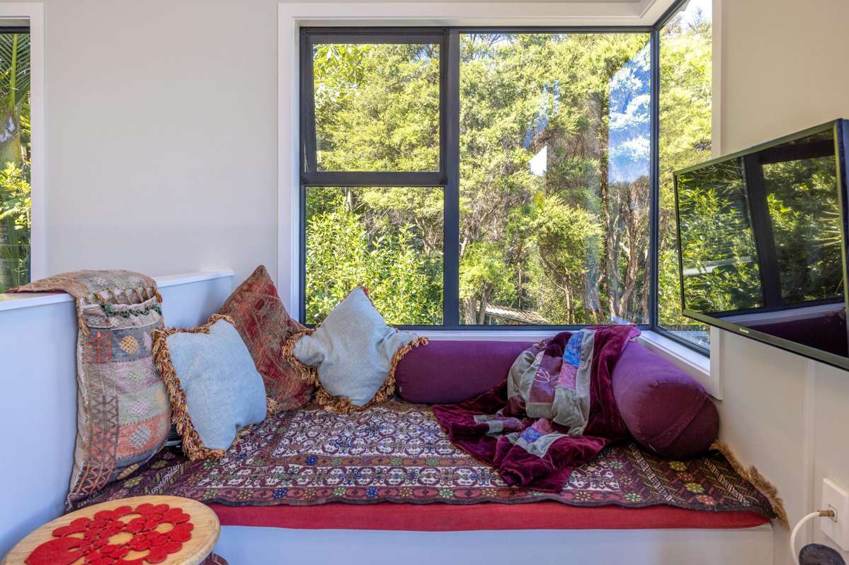 100 Fairview Crescent_1