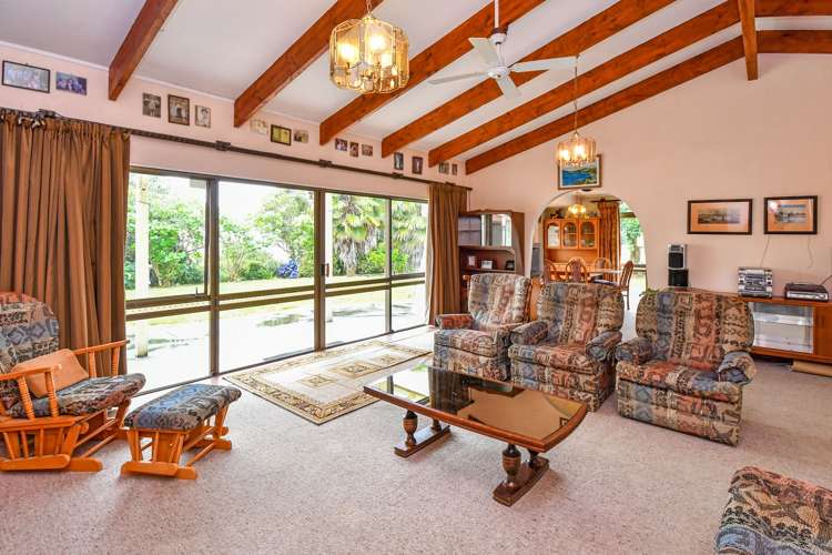 401 Creightons Road Clevedon_13