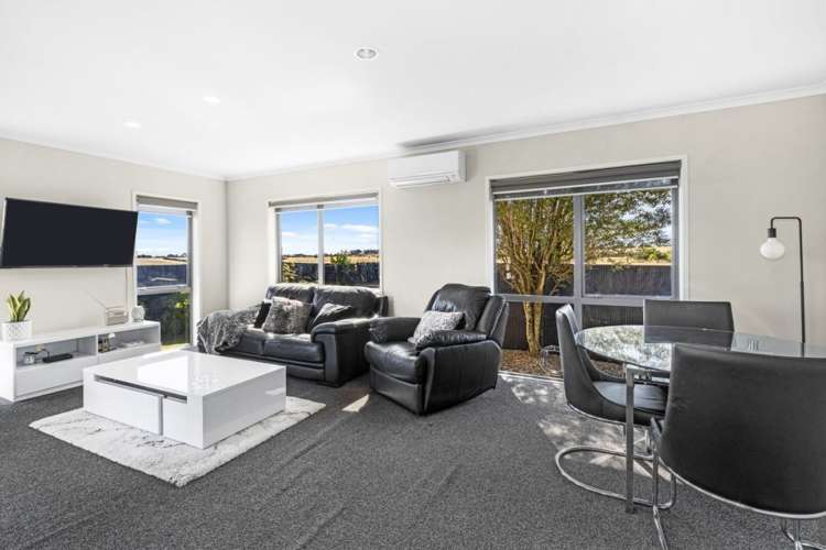 6 Cornet Lane Aranui_4