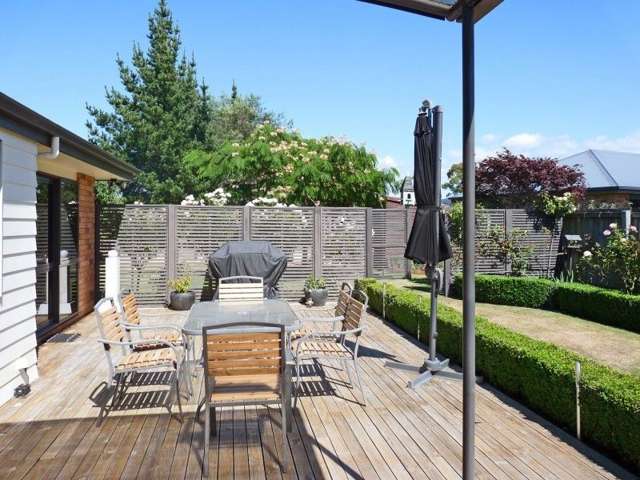 57 Lord Auckland Road Wakefield_2