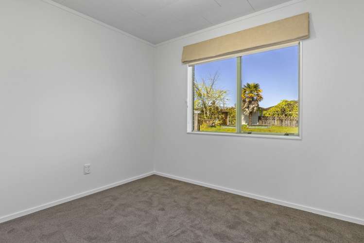 2/93 Rifle Range Road Central_12