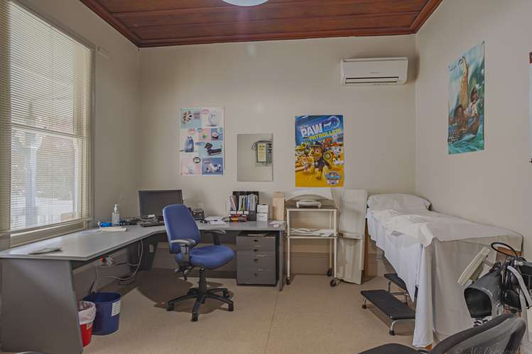 68 High Street Kensington_11