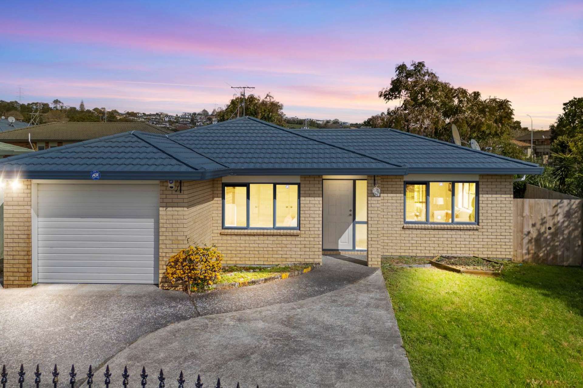 10b Falcarragh Crescent Flat Bush_0