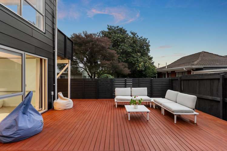 2/3 Camrose Place Glenfield_9