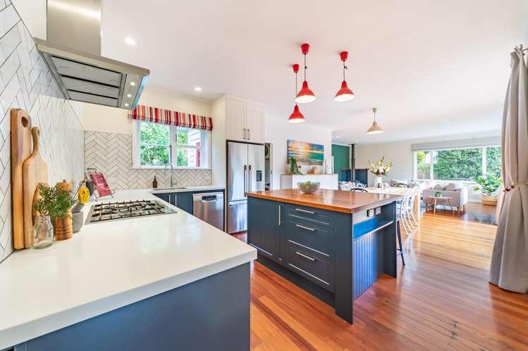 8 Saint Albans Avenue Karori_2