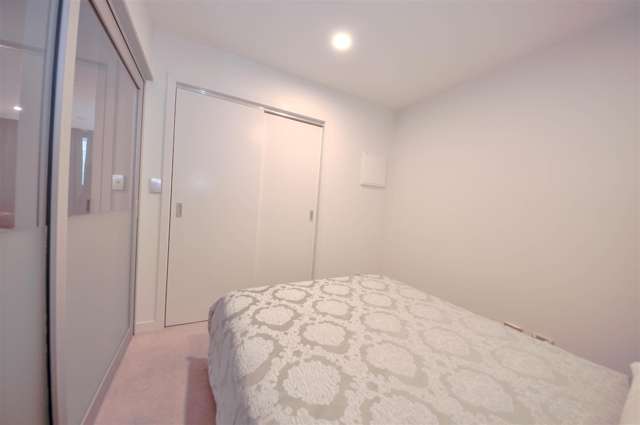805/75 Victoria Street West 10015_4
