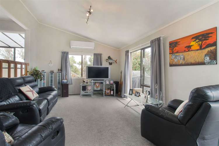 29 Taihiki Road Clarks Beach_7