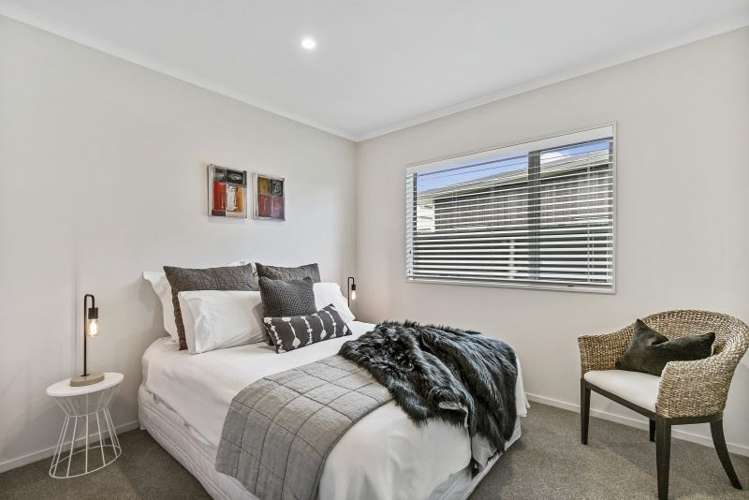 37 Andalusian Way Karaka_12